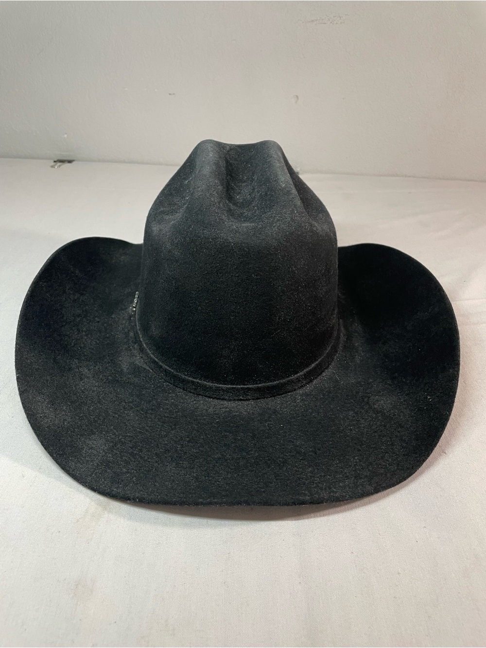 Men's Black Felt Cowboy Hat - Structured Western Style